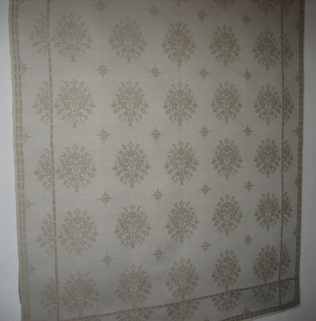 Stora Buketten, duk, 140x300 cm (Mönster från Systr. Svensson, Hagestad)